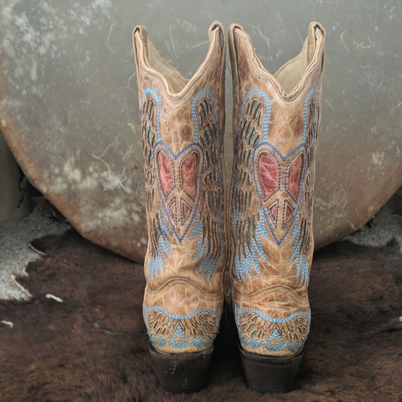 CORRAL A1976 wings & hearts distressed tan leather cowgirl boots snip toe sz 7 - Picture 6 of 16